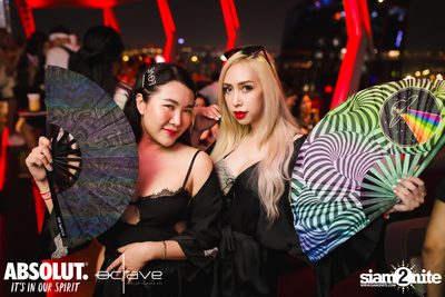 Mad Moon at Octave Rooftop Bar & Lounge — photo 72
