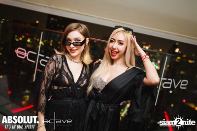 Mad Moon at Octave Rooftop Bar & Lounge — photo 79