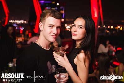 Mad Moon at Octave Rooftop Bar & Lounge — photo 112