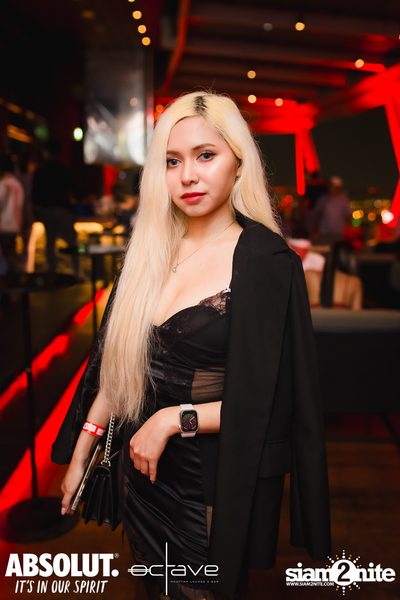 Mad Moon at Octave Rooftop Bar & Lounge — photo 115