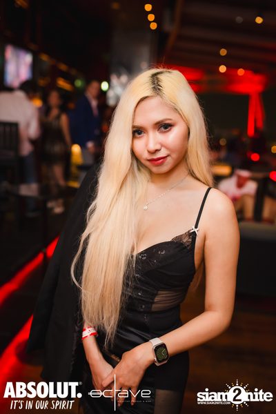Mad Moon at Octave Rooftop Bar & Lounge — photo 117