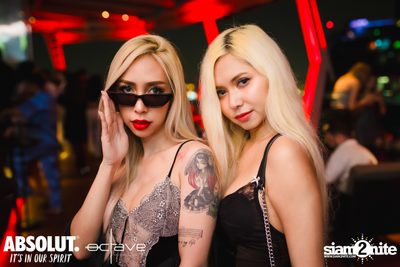 Mad Moon at Octave Rooftop Bar & Lounge — photo 124