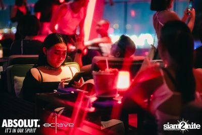 Mad Moon at Octave Rooftop Bar & Lounge — photo 125