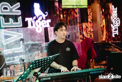 Youngohm at Stonehenge Bangkok  — photo 4
