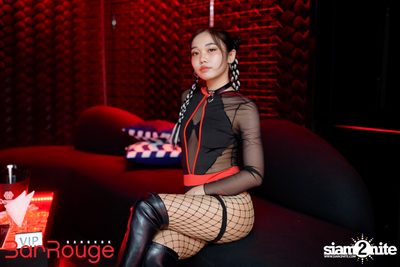 Gregor Salto at Bar Rouge Bangkok — photo 22