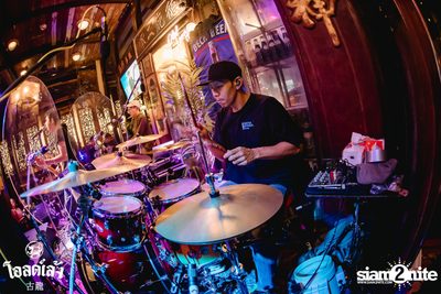 Joey Phuwasit at Old Leng  — photo 97