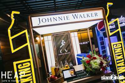 ภาพบรรยากาศครบ 6 ปี พร้อมคอนเสิร์ต Slot Machine ที่ Heap Viphavadee — photo 11