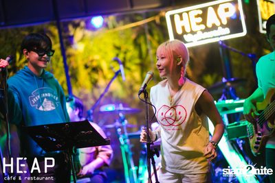 ภาพบรรยากาศครบ 6 ปี พร้อมคอนเสิร์ต Slot Machine ที่ Heap Viphavadee — photo 35