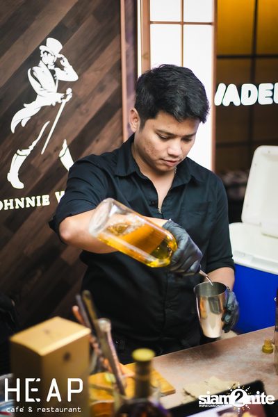 ภาพบรรยากาศครบ 6 ปี พร้อมคอนเสิร์ต Slot Machine ที่ Heap Viphavadee — photo 43