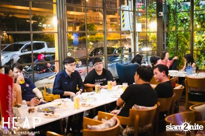 ภาพบรรยากาศครบ 6 ปี พร้อมคอนเสิร์ต Slot Machine ที่ Heap Viphavadee — photo 46