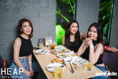 ภาพบรรยากาศครบ 6 ปี พร้อมคอนเสิร์ต Slot Machine ที่ Heap Viphavadee — photo 63
