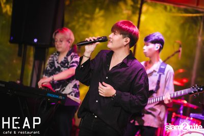 ภาพบรรยากาศครบ 6 ปี พร้อมคอนเสิร์ต Slot Machine ที่ Heap Viphavadee — photo 84