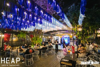 ภาพบรรยากาศครบ 6 ปี พร้อมคอนเสิร์ต Slot Machine ที่ Heap Viphavadee — photo 95