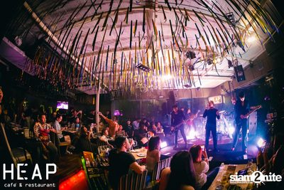 ภาพบรรยากาศครบ 6 ปี พร้อมคอนเสิร์ต Slot Machine ที่ Heap Viphavadee — photo 124