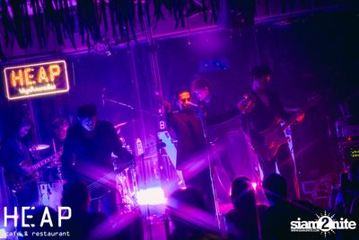 ภาพบรรยากาศครบ 6 ปี พร้อมคอนเสิร์ต Slot Machine ที่ Heap Viphavadee — photo 129