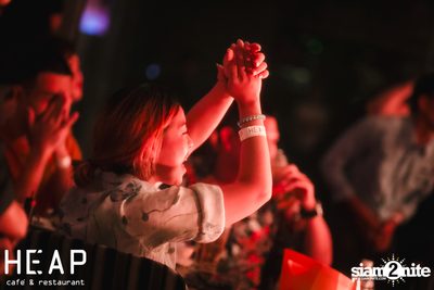ภาพบรรยากาศครบ 6 ปี พร้อมคอนเสิร์ต Slot Machine ที่ Heap Viphavadee — photo 135