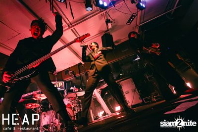 ภาพบรรยากาศครบ 6 ปี พร้อมคอนเสิร์ต Slot Machine ที่ Heap Viphavadee — photo 149