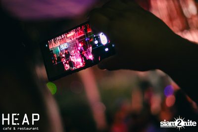 ภาพบรรยากาศครบ 6 ปี พร้อมคอนเสิร์ต Slot Machine ที่ Heap Viphavadee — photo 162