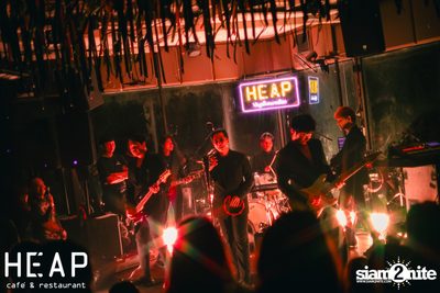 ภาพบรรยากาศครบ 6 ปี พร้อมคอนเสิร์ต Slot Machine ที่ Heap Viphavadee — photo 163