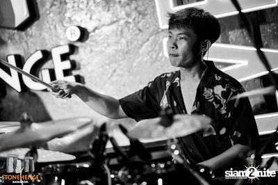 LazyLoxy x Samblack at Stonehenge Bangkok — photo 94
