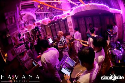ภาพบรรยากาศงาน Pink Fiesta for Breast Cancer Awareness ที่ Havana Social — photo 73
