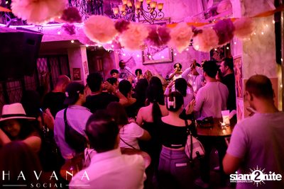 ภาพบรรยากาศงาน Pink Fiesta for Breast Cancer Awareness ที่ Havana Social — photo 96