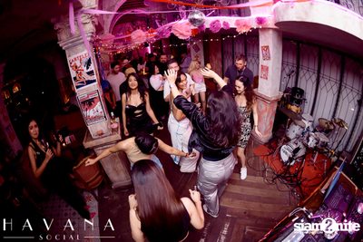 ภาพบรรยากาศงาน Pink Fiesta for Breast Cancer Awareness ที่ Havana Social — photo 118