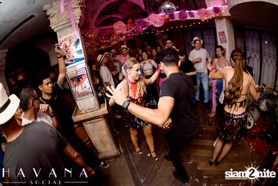 ภาพบรรยากาศงาน Pink Fiesta for Breast Cancer Awareness ที่ Havana Social — photo 143