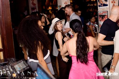 ภาพบรรยากาศงาน Pink Fiesta for Breast Cancer Awareness ที่ Havana Social — photo 151