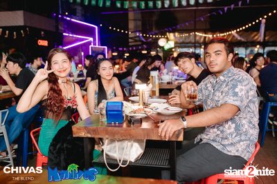 The Parkinson Concert at Maldives Bar Mengjai — photo 29