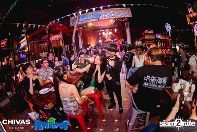 The Parkinson Concert at Maldives Bar Mengjai — photo 115