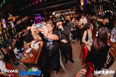 The Parkinson Concert at Maldives Bar Mengjai — photo 116