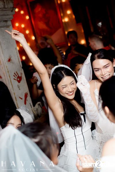 ภาพบรรยากาศงาน Welcome to HELL Halloween Party ที่ Havana Social — photo 58