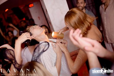 ภาพบรรยากาศงาน Welcome to HELL Halloween Party ที่ Havana Social — photo 69