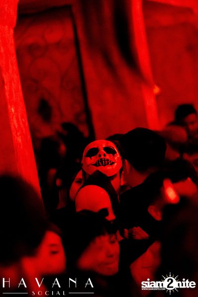 ภาพบรรยากาศงาน Welcome to HELL Halloween Party ที่ Havana Social — photo 70