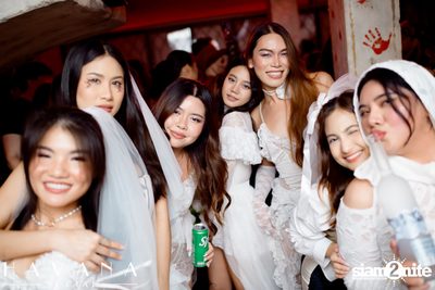 ภาพบรรยากาศงาน Welcome to HELL Halloween Party ที่ Havana Social — photo 90