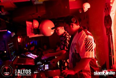 Dia de Muertos party at Revolucion Cocktail  — photo 40