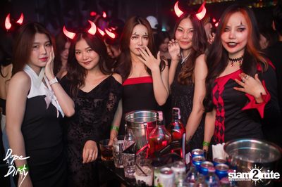 Mad Halloween at Dope & Dirty — photo 23