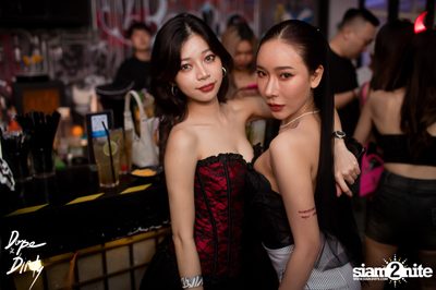 Mad Halloween at Dope & Dirty — photo 64