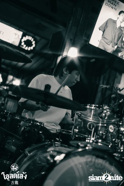 Three Man Down Concert at Old Leng — photo 122