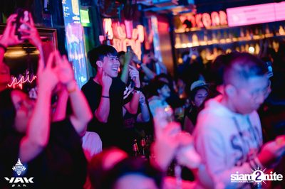 Retrospect Concert at Yak Bar — photo 110