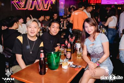 Retrospect Concert at Yak Bar — photo 141