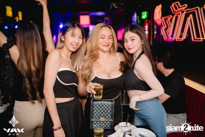 Retrospect Concert at Yak Bar — photo 151