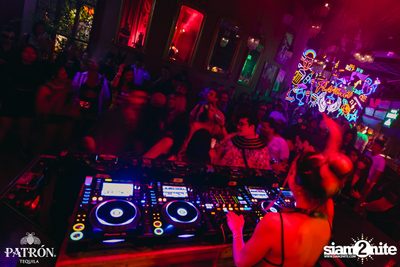 ภาพบรรยากาศงาน Grey Goose Presents Kolour Halloween 2023 ที่ Escape Bangkok — photo 138