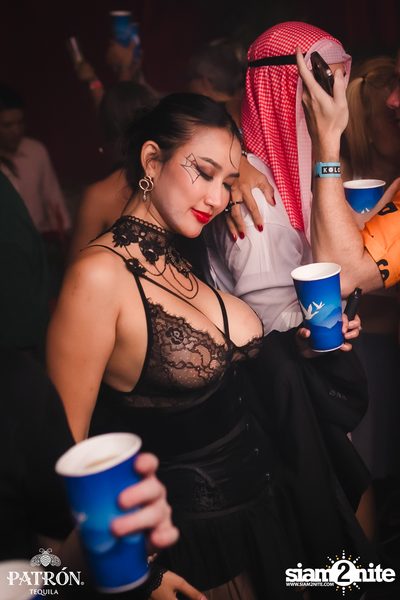 ภาพบรรยากาศงาน Grey Goose Presents Kolour Halloween 2023 ที่ Escape Bangkok — photo 160
