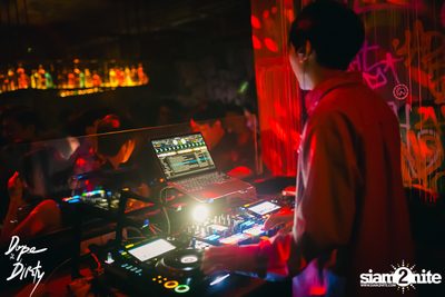 Y2K at Dope & Dirty  — photo 88