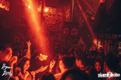 Jam ft. WONDERFRAME CHAMOOK SUCHANAN at Dope & Dirty — photo 88