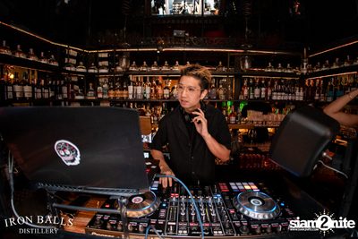 ภาพบรรยากาศงาน Ladies Night ft. Bangkok Invaders ที่ Iron Balls Distillery  — photo 9