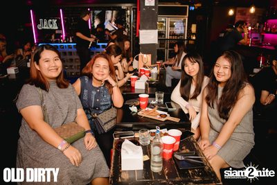 Ice Sarunyu Concert at Old Dirty  — photo 26