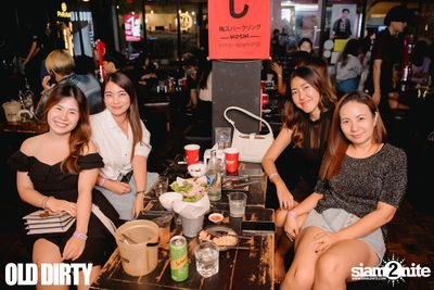 Ice Sarunyu Concert at Old Dirty  — photo 28